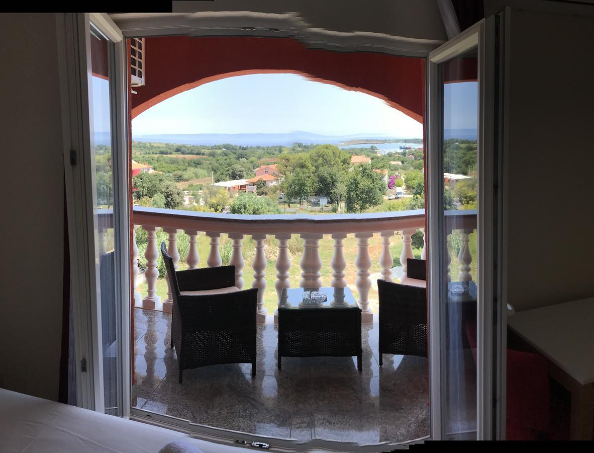 Hotel Livadic & Restaurant Лижнян Экстерьер фото