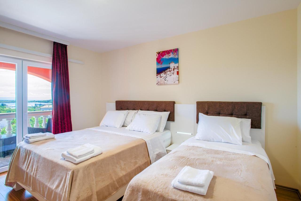 Hotel Livadic & Restaurant Лижнян Экстерьер фото